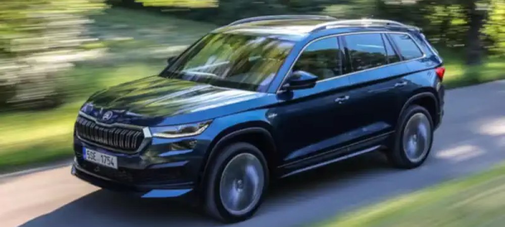 Популярный семейный кроссовер Skoda вернулся в Россию.