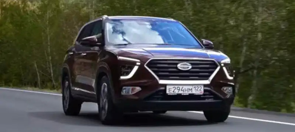 Россияне активно скупают Hyundai Creta и Kia Rio под российским брендом