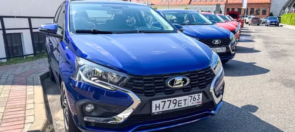 АвтоВАЗ рассказал, когда дилеры получат новую дешевую «Ладу»